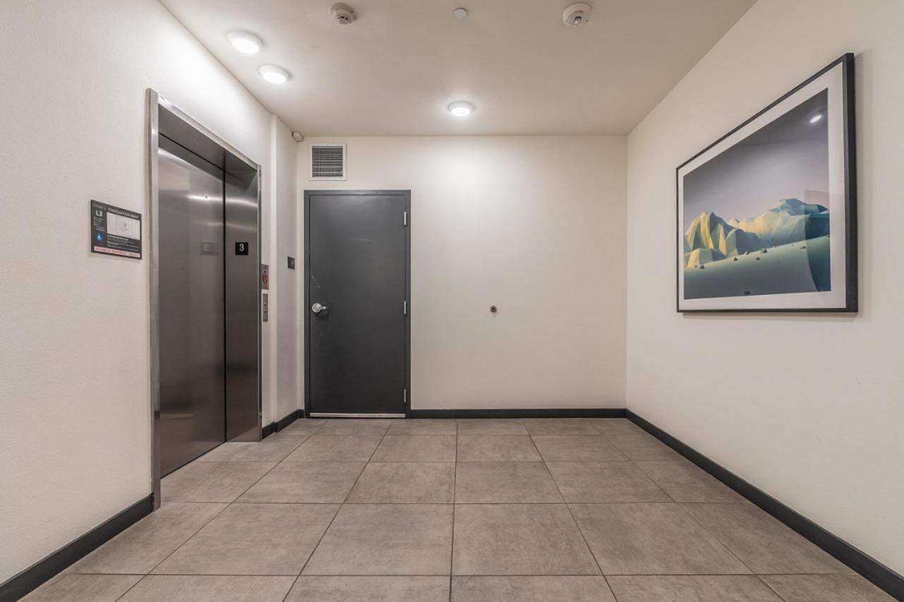 Close Downtown Modern Apartment - Pet Friendly, Wifi, Rooftop Views Seattle Dış mekan fotoğraf